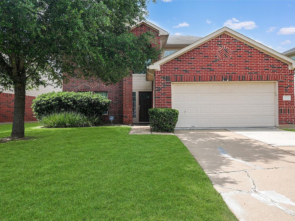 1st image of 7634 Clarendon Bend Ln