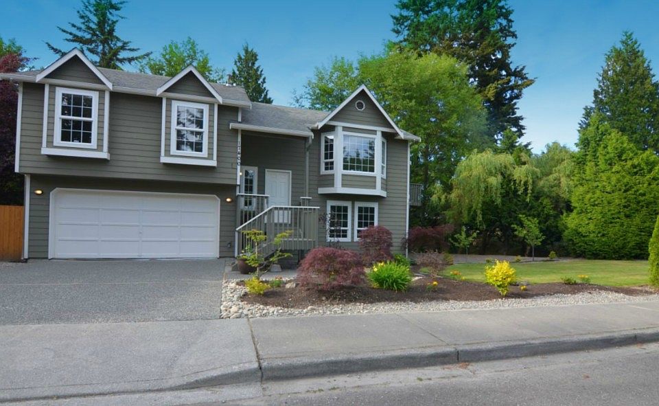 1st image of 17400 56th Ave W