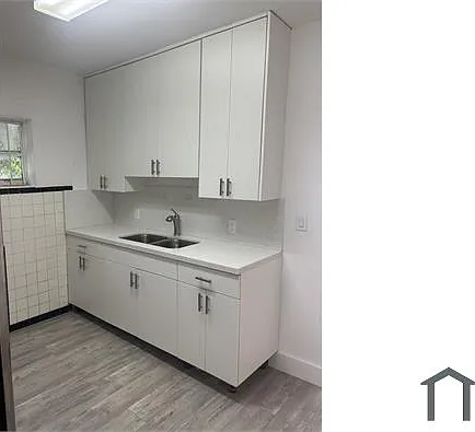 2 bed, 700 sqft, $2,350 — Photo 3