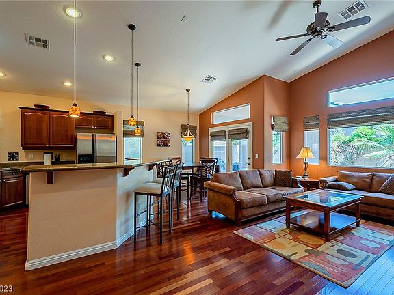 2nd image of 7026 Palisade Grove Ct