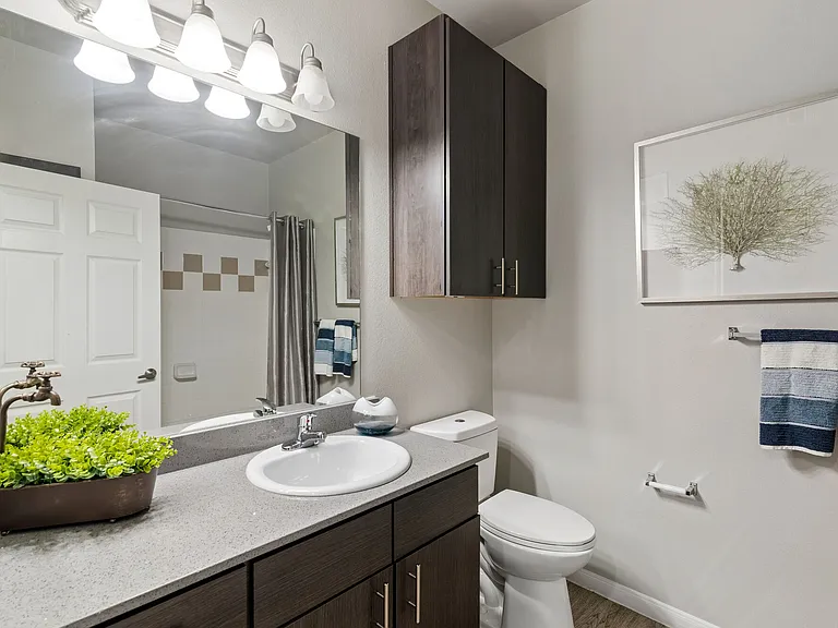 Residence at Lake Jackson — Photo 17