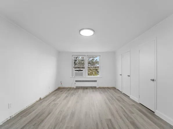 7308 Kennedy Boulevard image 13 of 17