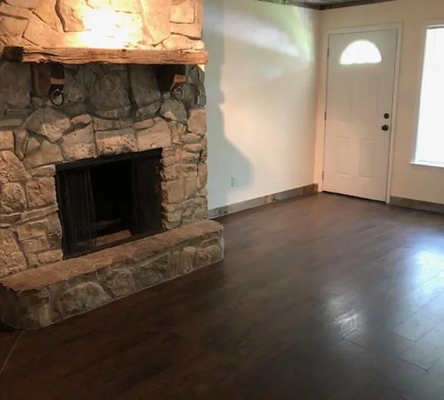 306 Ash St — Photo 2