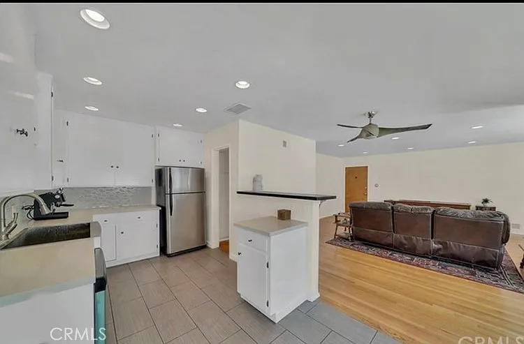 2 bed, 1248 sqft, $3,500 — Photo 3