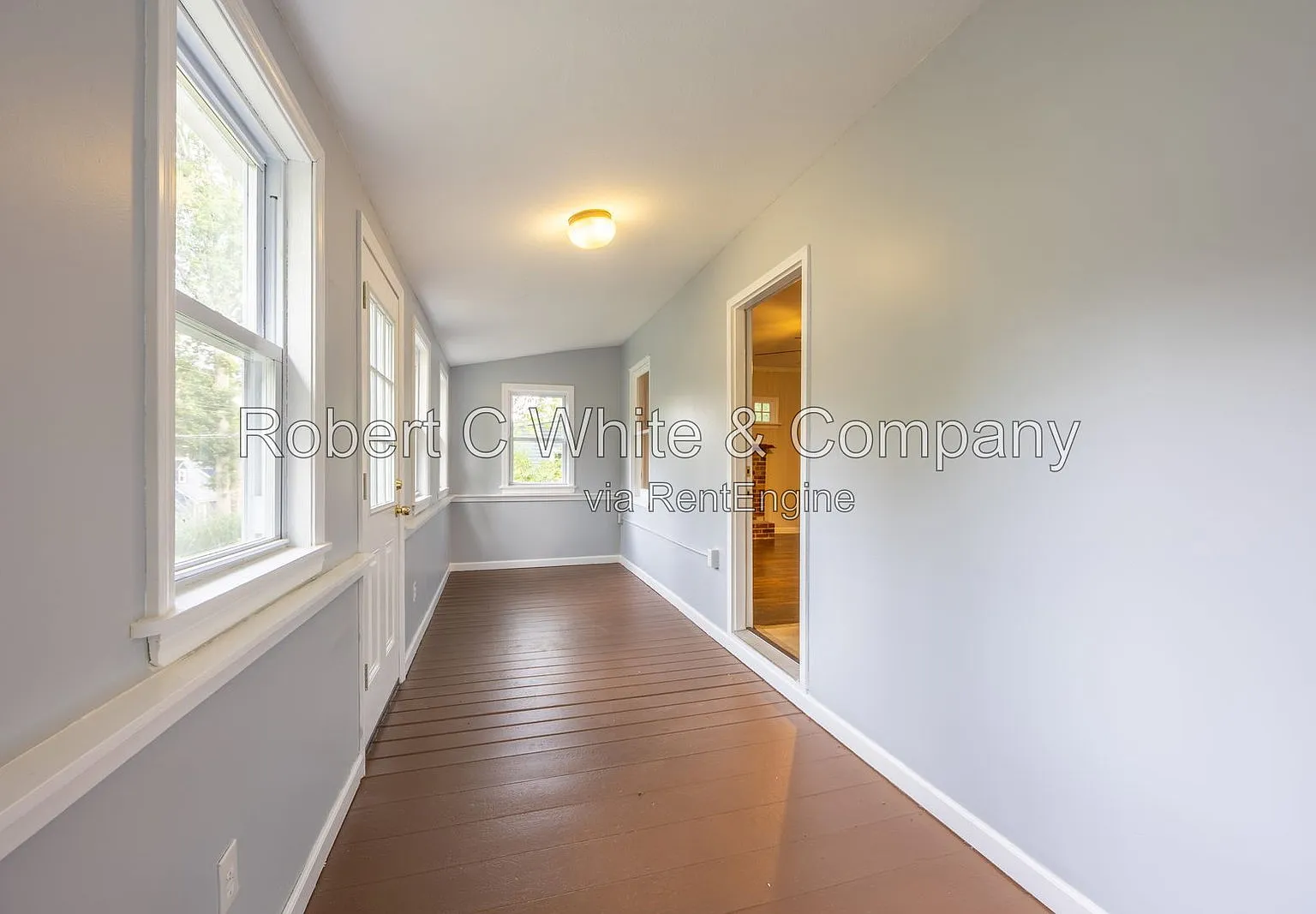 2 bed, 1.0 bath, 630 sqft, $2,240 — Photo 4