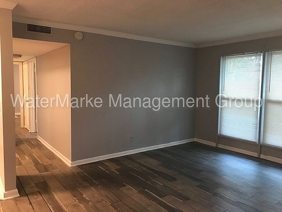 2nd image of 3307 Mayflower St APT 5
