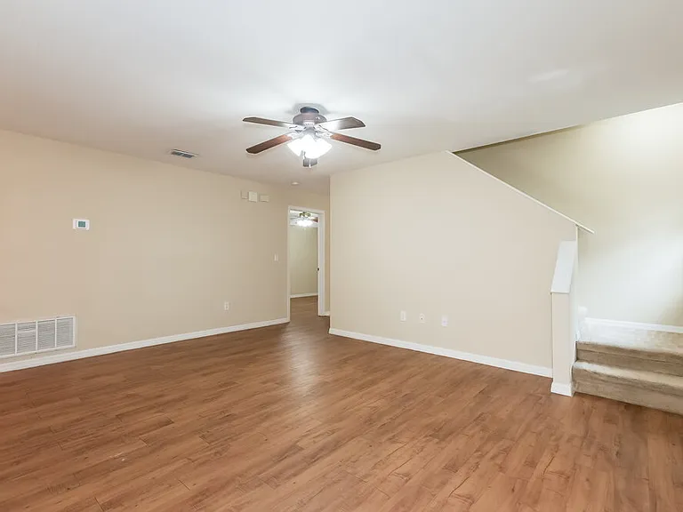 6221 Kiteridge Dr — Photo 4