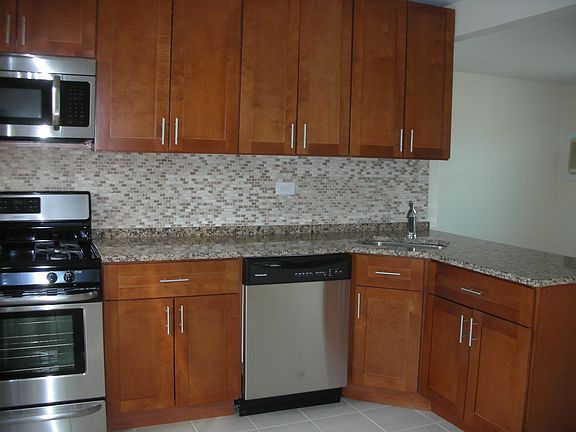 4th image of 75-07 Commonwealth Blvd. # Fl 1ST