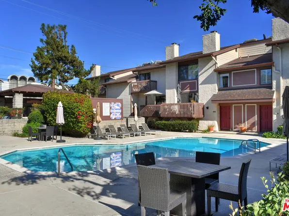 13942 Oxnard St, Valley Glen, CA 91401