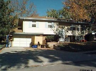 9204 S Plz #O, Omaha, NE 68127
