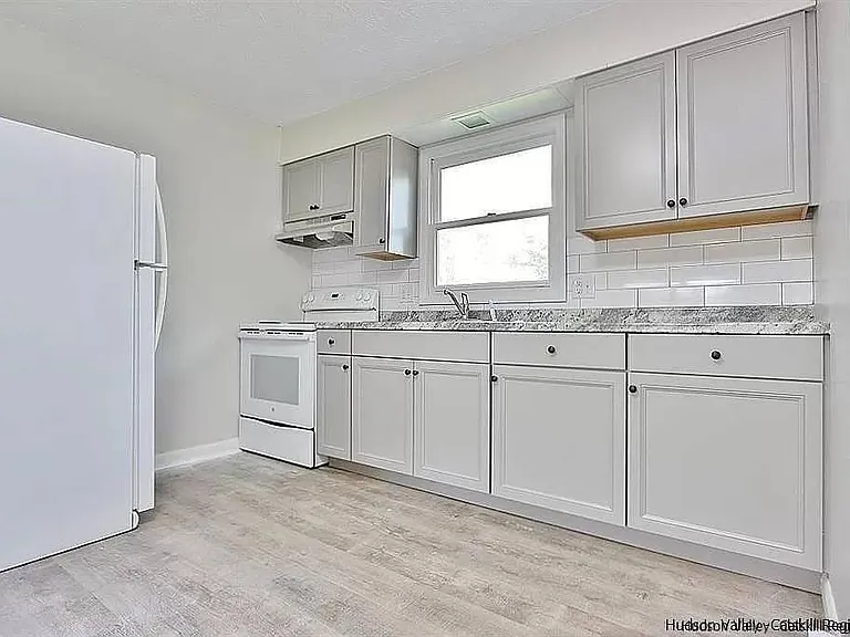 1037 Aquetuck Rd #30-41 — Photo 8