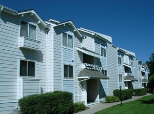 1332 S Cathay Ct APT 105, Aurora, CO 80017