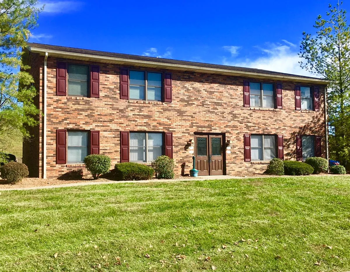 520 Circle Pine Dr — Photo 1