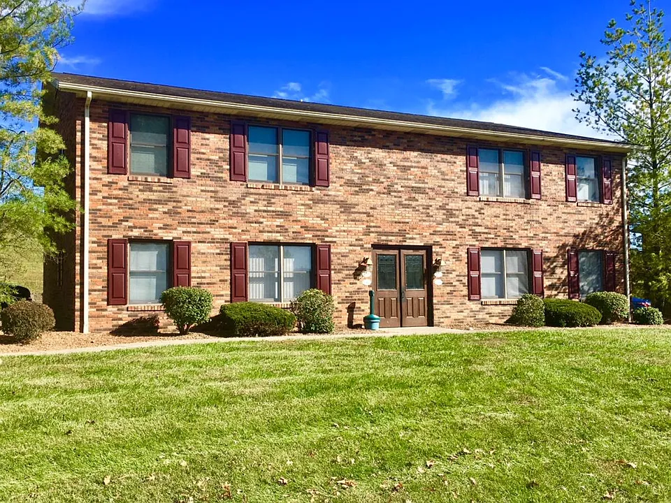550 Circle Pine Dr