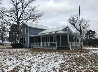 1200 E Litchfield Rd, Jonesville, MI 49250