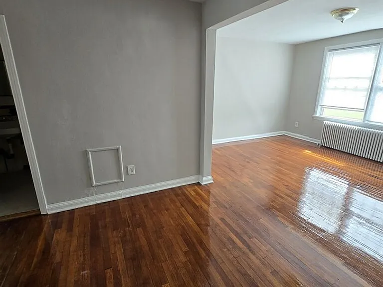 3206 E Capitol St NE — Photo 4