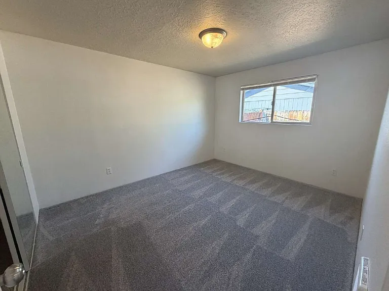 665 NE 7th St #1 — Photo 7