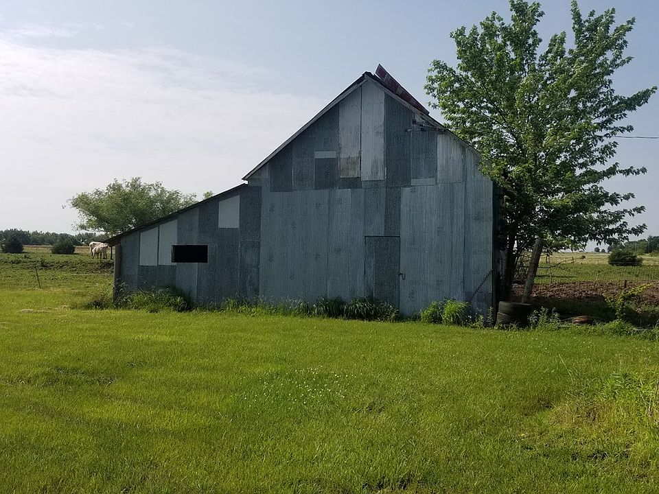 2nd image of 103 E 590th Ave