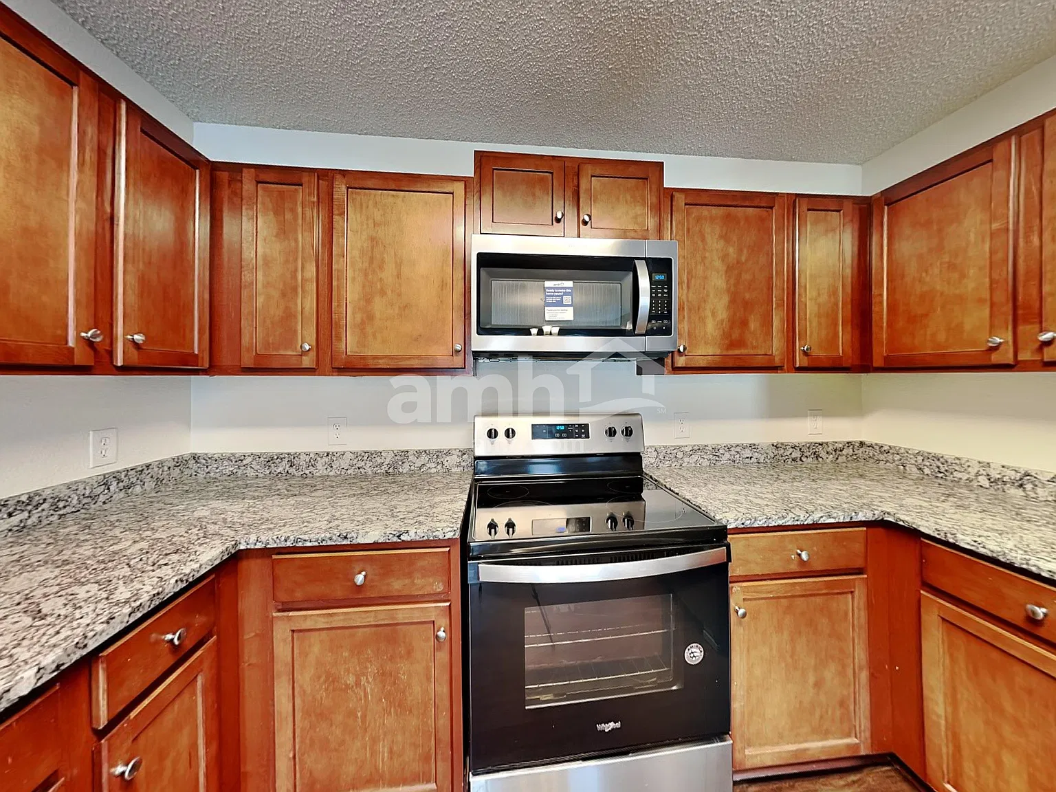 4 bed, 2.5 bath, 2140 sqft, $2,230 — Photo 3