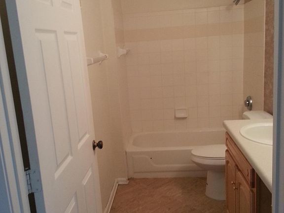 3rd image of 10000 N GATE Parkway N #2215