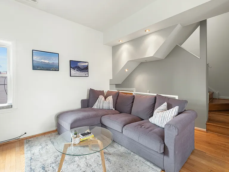 2103 Green St #3F — Photo 12