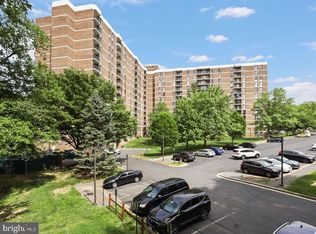 2300 Pimmit Dr APT 211, Falls Church, VA