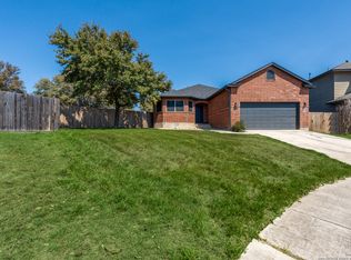 7719 Bit Cir, Elmendorf, TX 78112