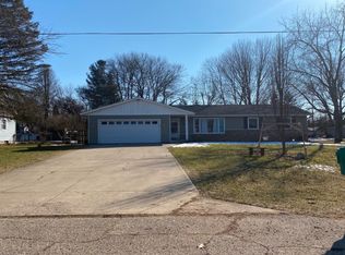 33249 Rohlfs Ln, Niles, MI 49120