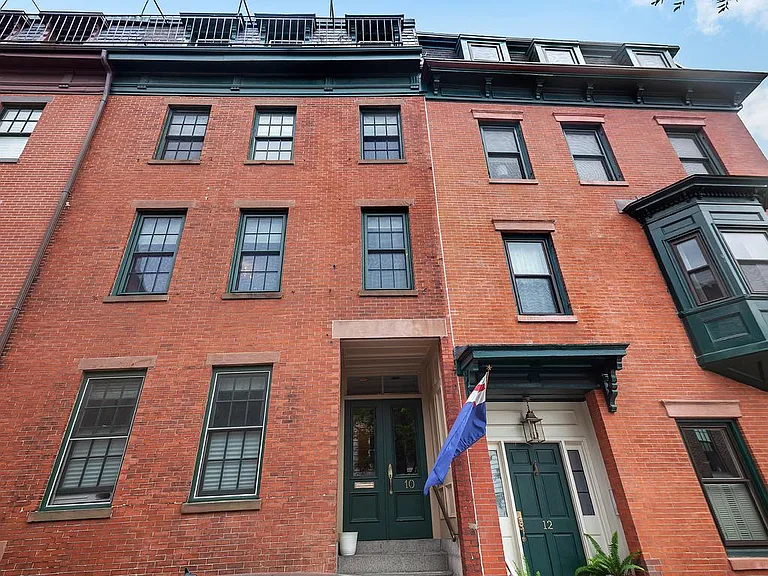 10 Washington St #2 — Photo 11