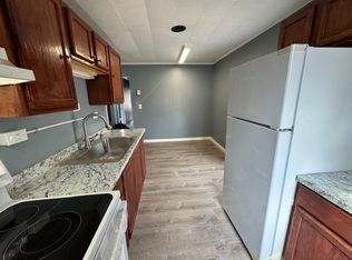 38 West St APT 3, Fair Haven, VT 05743