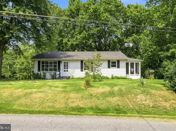 4533 Miller Dr, Mount Joy, PA 17552