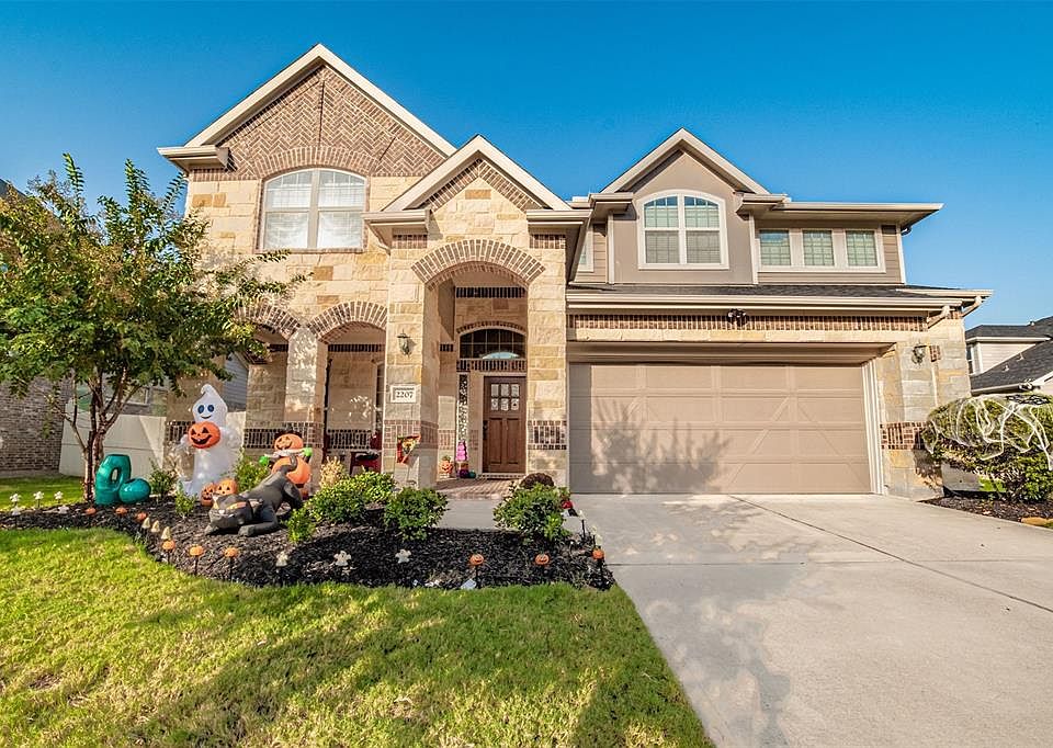 1st image of 2207 Parkside Trace Ct