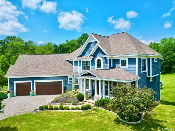 4385 Nelson Scott Dr, Holly, MI 48442