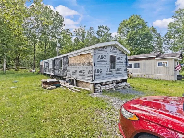 2109 North Road, Hinesburg, VT 05461-7111
