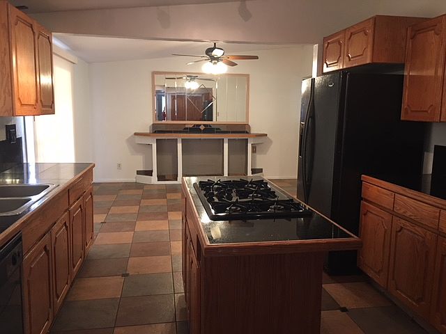 Kitchen/Dining roon