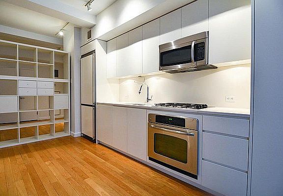 3rd image of 90 William St APT 12E