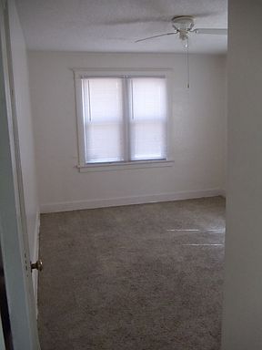 3rd image of 7180 Hunter Ave