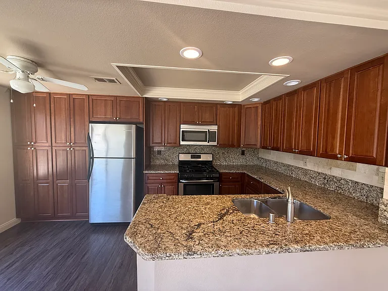 10520 Penridge St — Photo 10