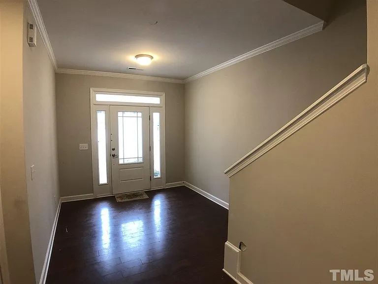 5505 Nur Ln — Photo 2