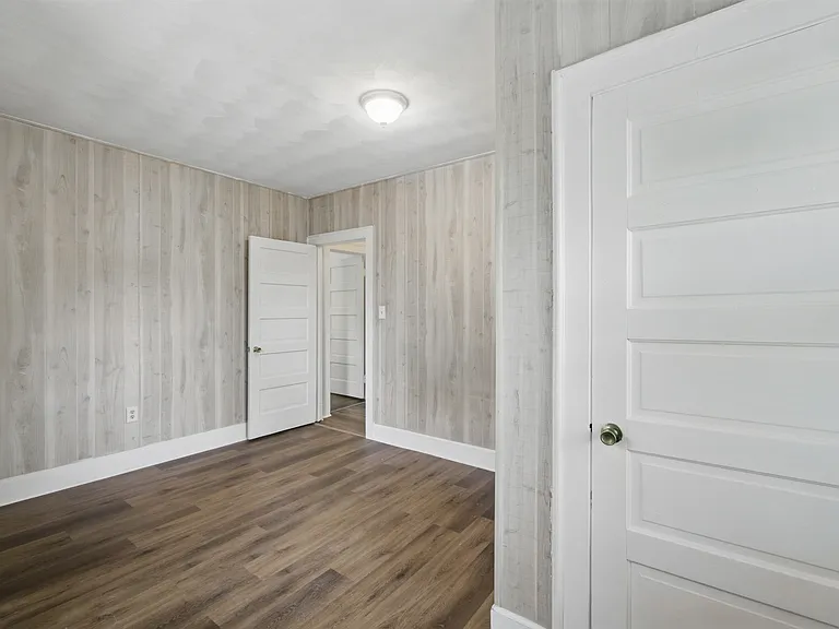 5611 Hampton Blvd — Photo 30