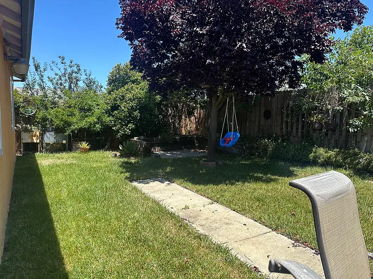 115 Azalea Ct — Photo 31