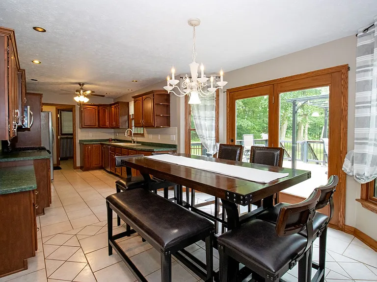 9990 Fraze Rd — Photo 9