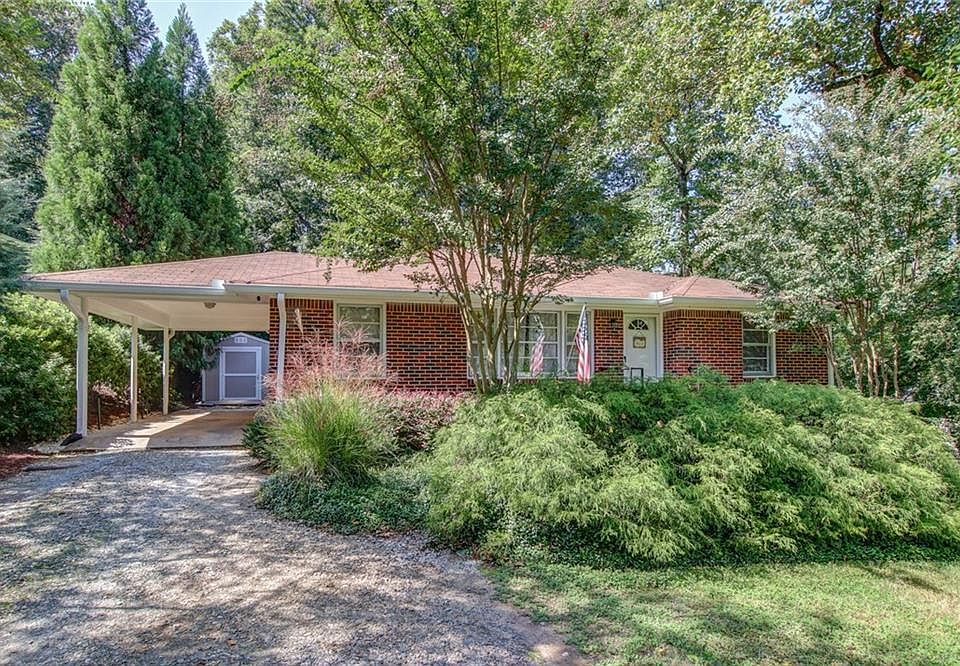 1st image of 2538 Ball Park Dr