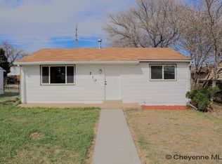 210 Stinson Ave, Cheyenne, WY 82007