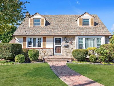 127 Aaron Drive, East Meadow, NY, 11554