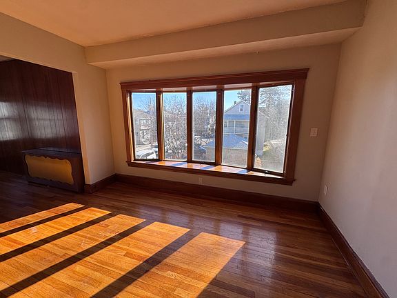 2nd image of 44 Eliot St Floor 2