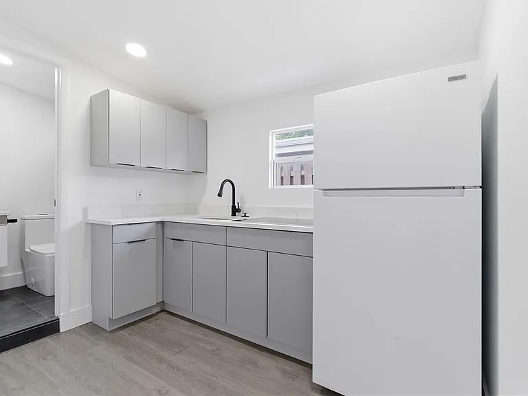 6713 S Mascotte St — Photo 22