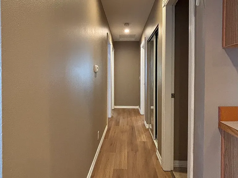 344 B St — Photo 11
