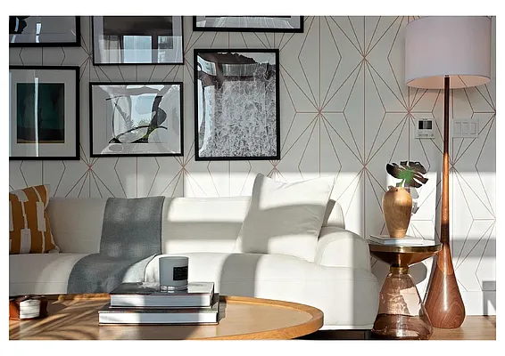 Rented by EXR | media 10