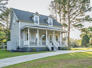 277 Pleasant Point Dr, Beaufort, SC 29907